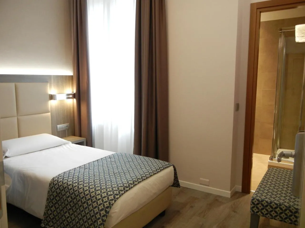 Delle Nazioni Milan Hotel 3*,