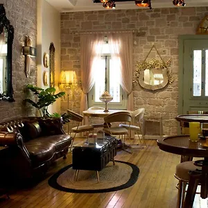 ına Cunda Art Otel Ayvalı