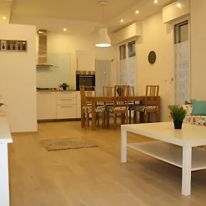  Apartment La Casa Di Italy