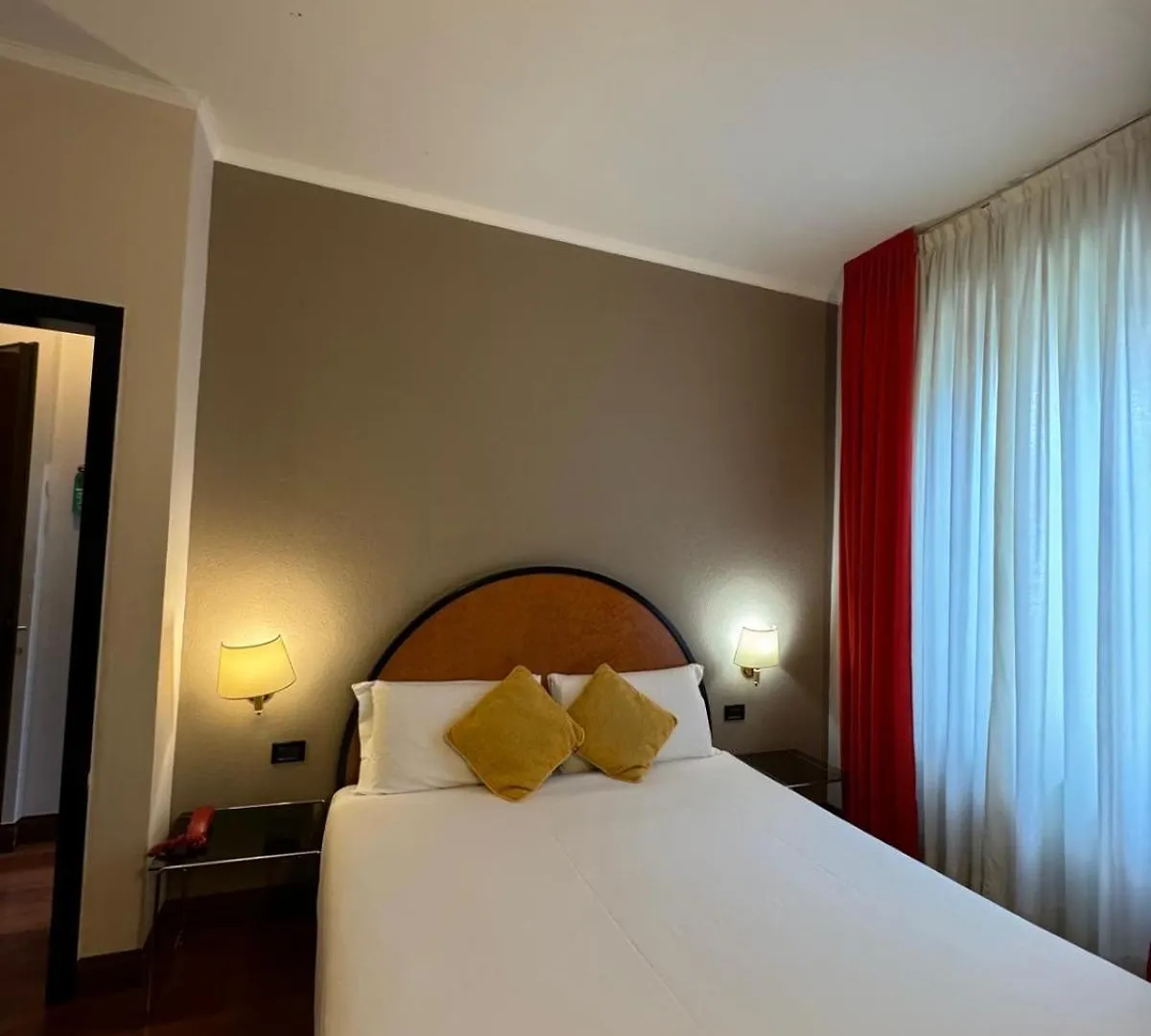 Delle Nazioni Milan Hotel 3*,